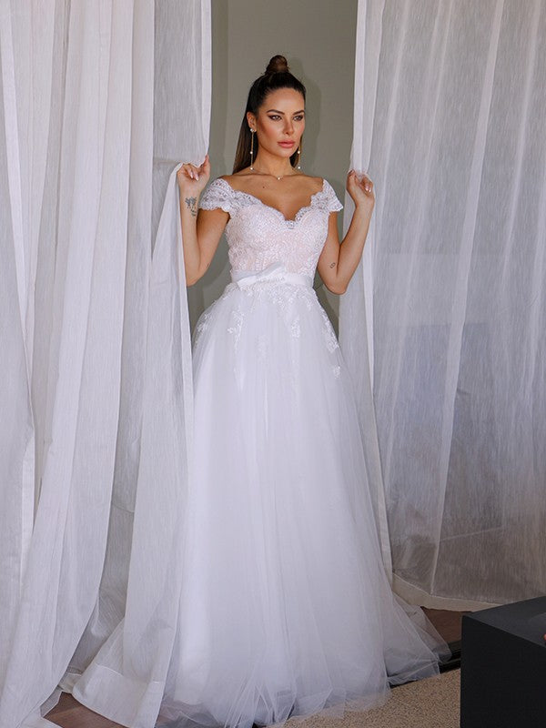 A-Line/Princess Tulle V-neck Sleeveless Lace Floor-Length Wedding Dresses