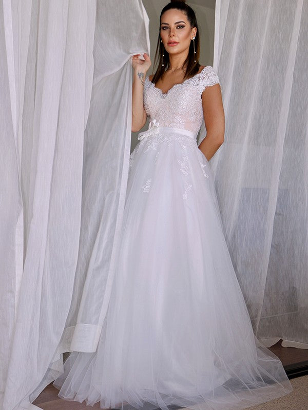 A-Line/Princess Tulle V-neck Sleeveless Lace Floor-Length Wedding Dresses