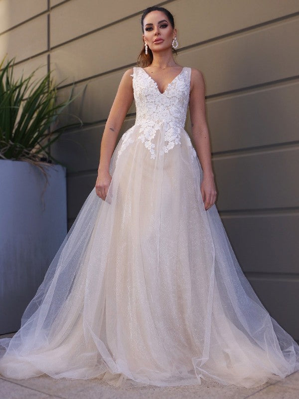 A-Line/Princess Tulle Applique V-neck Sleeveless Sweep/Brush Train Wedding Dresses