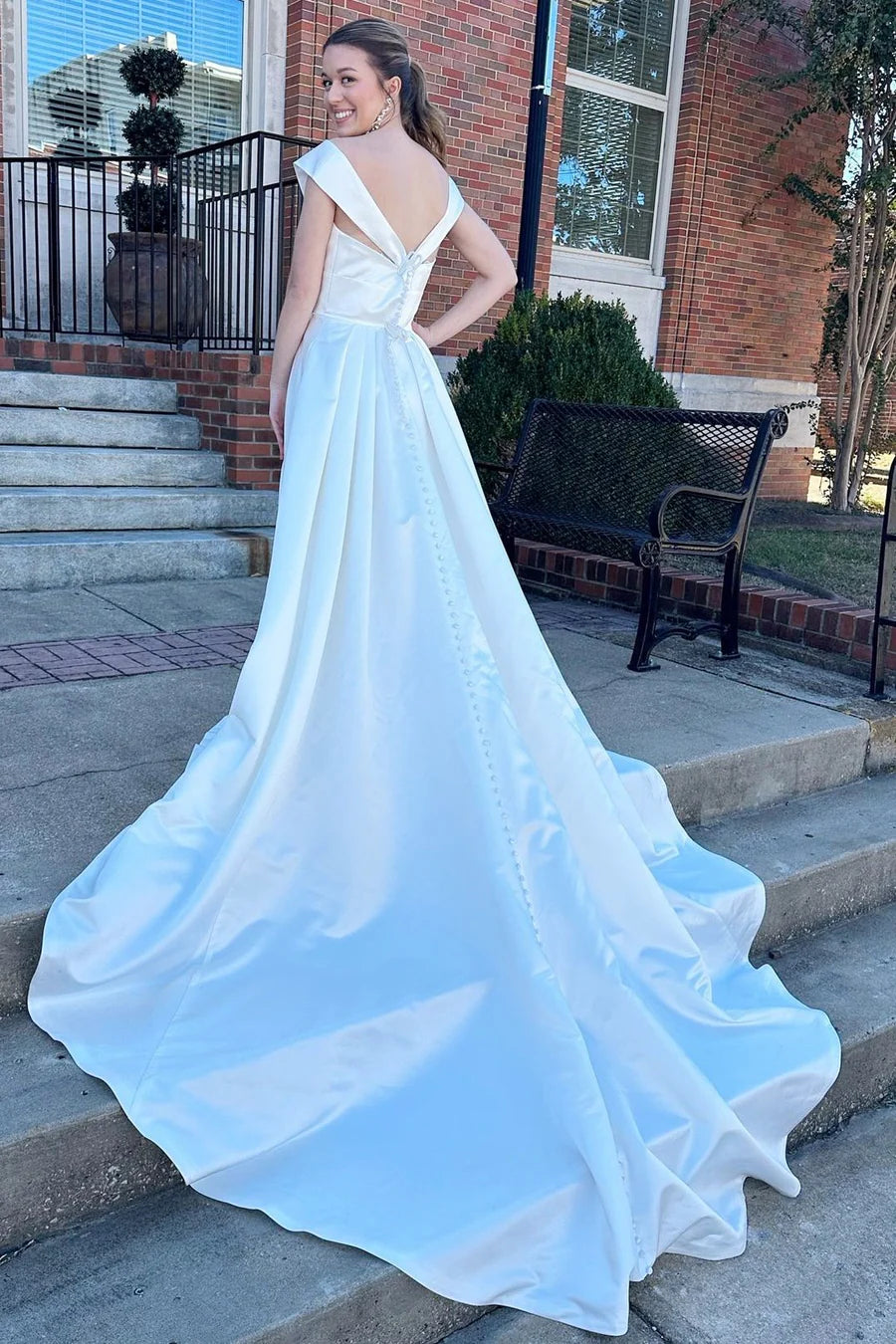 Portrait High-Waist A-Line Long Wedding Dress