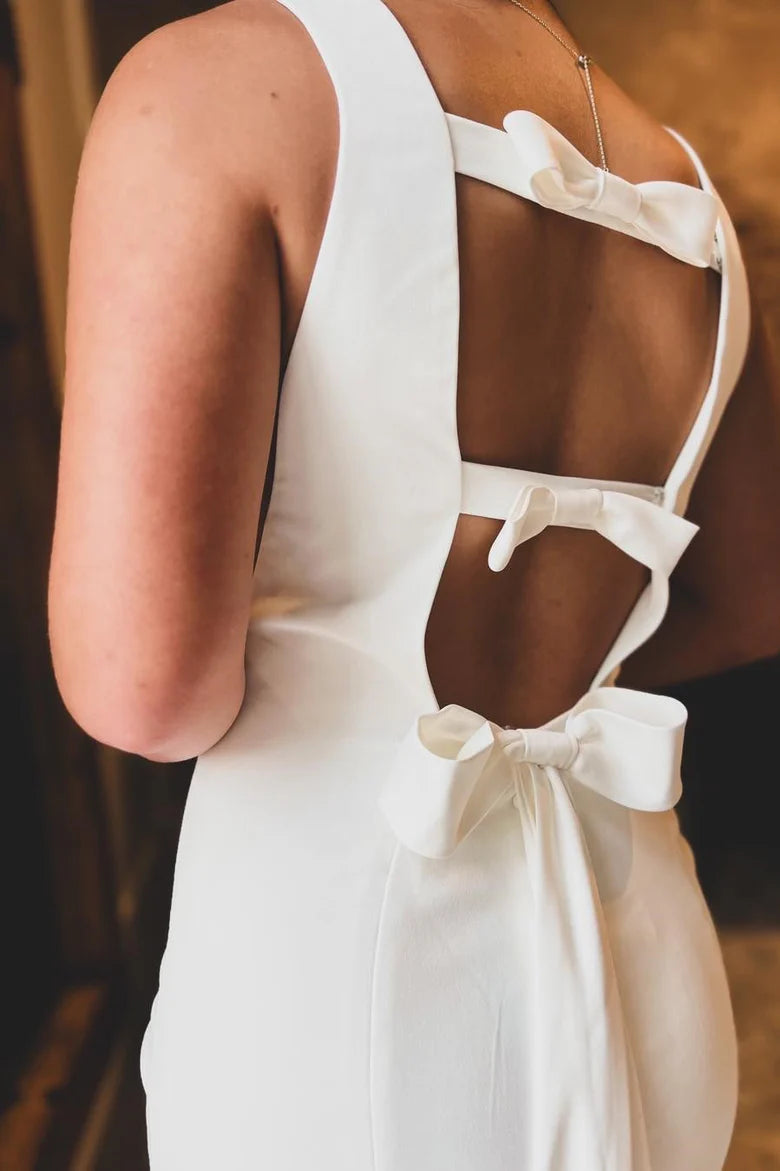 Bateau Cutout Back Trumpet Long Wedding Dress