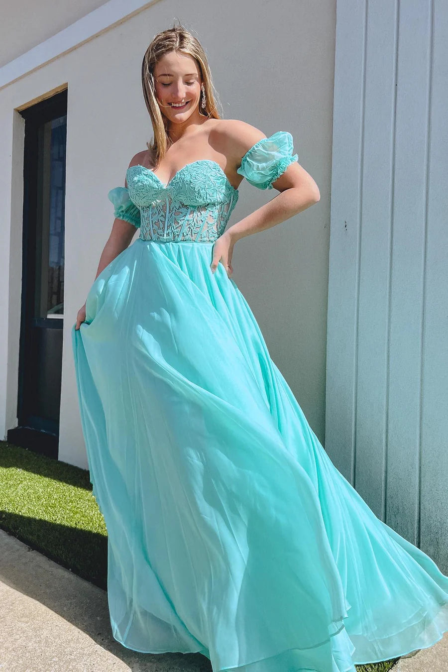 Chiffon Applique Sweetheart A-Line Prom Dress with Puff Sleeves