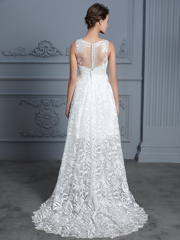 A-Line/Princess Scoop Sleeveless Asymmetrical Lace Wedding Dresses