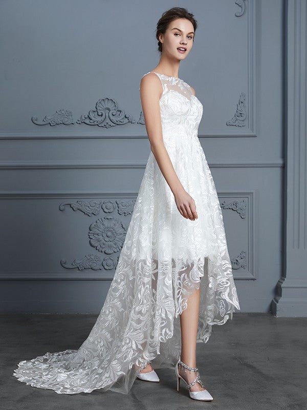 A-Line/Princess Scoop Sleeveless Asymmetrical Lace Wedding Dresses