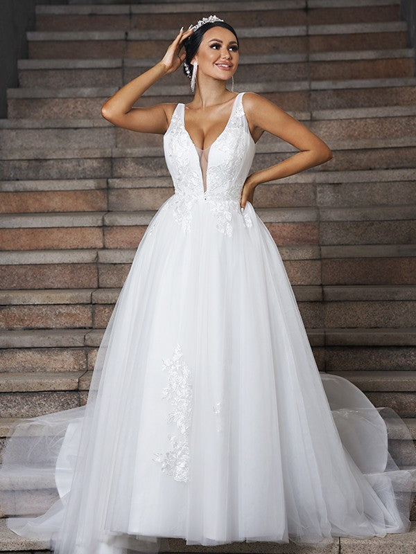 A-Line/Princess Tulle Applique V-neck Sleeveless Sweep/Brush Train Wedding Dresses