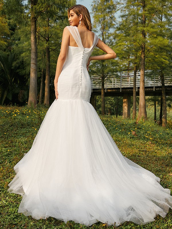 Trumpet/Mermaid Tulle Applique Sweetheart Sleeveless Sweep/Brush Train Wedding Dresses