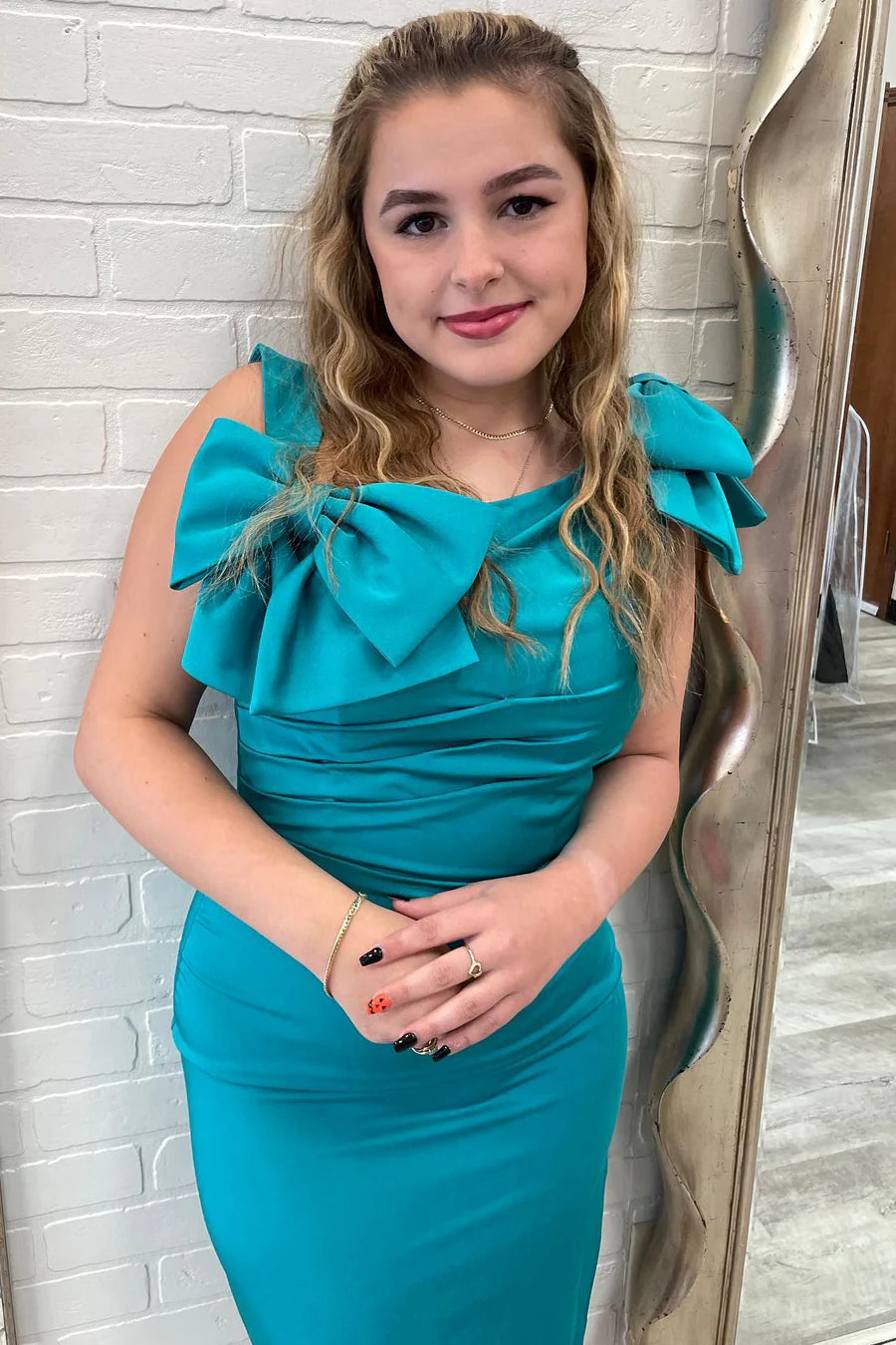 One-Shoulder Bodycon Short Party Dress with Bows