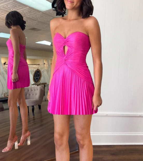 Sweetheart Pleated Homecoming Dress