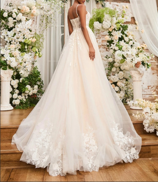 Spaghetti Straps V-Neck Lace Bodice Appliques Wedding Dress