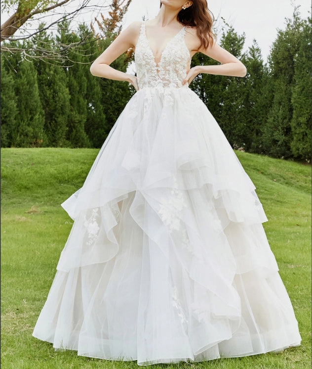 Lace Bodice Plunging V-neck Sleeveless Ruffles Wedding Dress