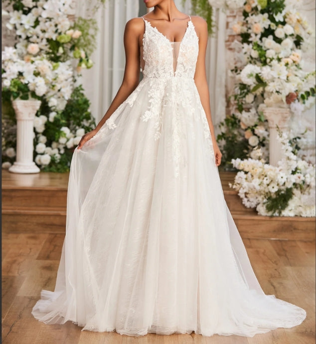 Appliqued Plunging V-neck Spaghetti Straps Wedding Dress