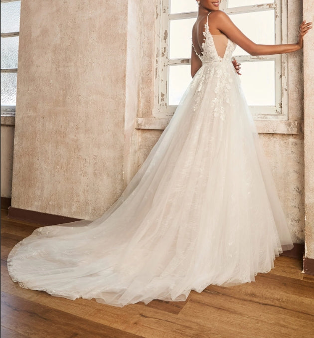 Appliqued Plunging V-neck Spaghetti Straps Wedding Dress