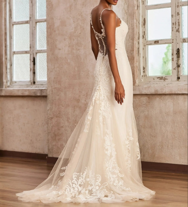 Sweetheart Lace Appliqued Sweep Train Wedding Dress