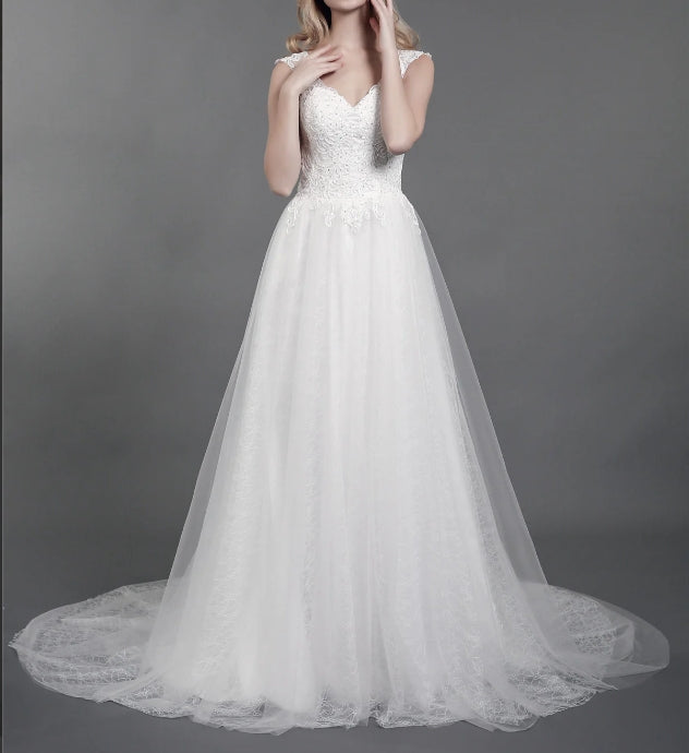 Shoulder Strap Lace Wedding Gown with Train