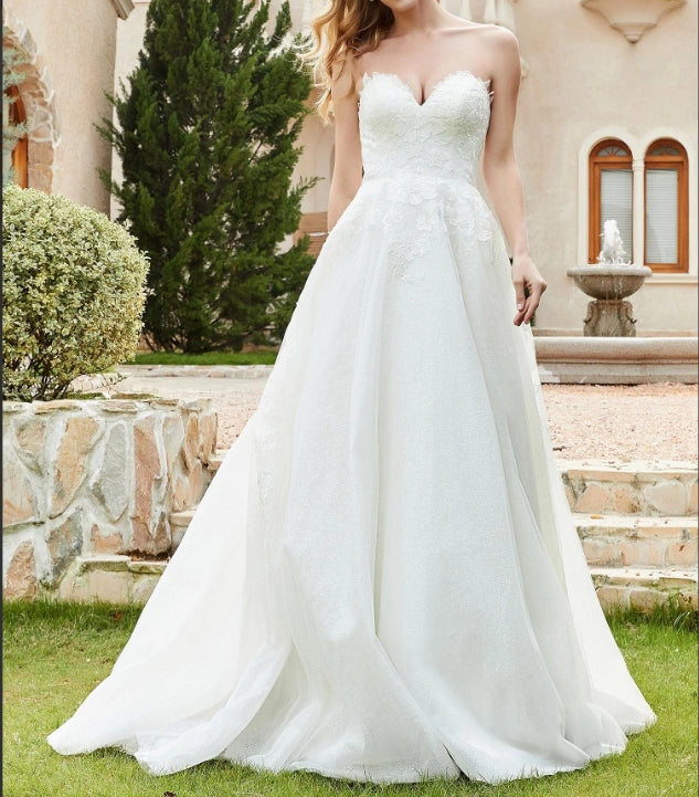 Sweetheart Lace Ruched Sweep Train Wedding Dress