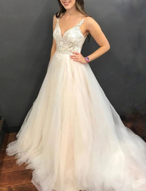 A Line Straps Wedding Dress Tulle With Applique Sweep Train