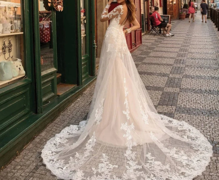 Long Sleeves Mermaid Lace Ivory Wedding Dresses