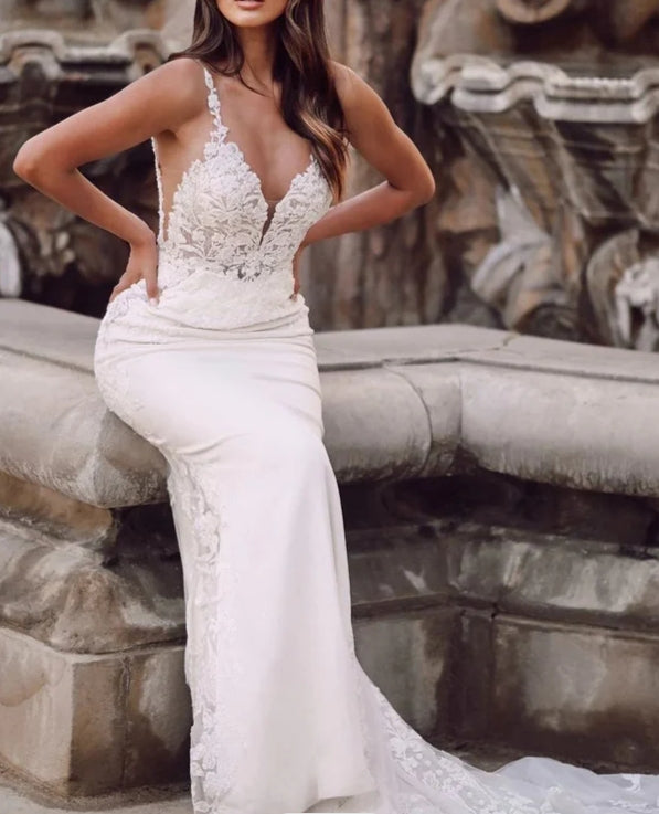 V Neck Satin Wedding Dresses with Lace Appliques