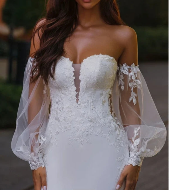 Ethereal Mermaid Plunging Neck Chiffon Tulle Wedding Dress with Appliques