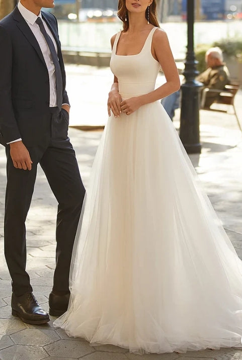 Simple A-Line Minimalist Casual Square Tulle Wedding Dress with Sweep Train