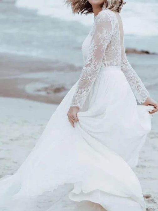 Lace Bateau A Line Tulle Floor-length Wedding Dress with Split Front and Pleats