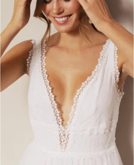 Lace Tulle Plunging Neckline A Line Floor-length Deep-V Back Wedding Dress