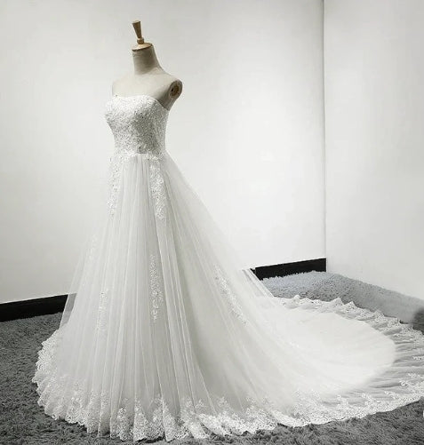 Tulle Wedding Dress With Lace Bodice Court Train