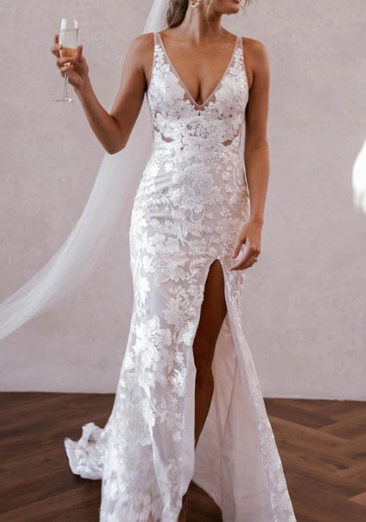 Mermaid V Neck Lace Boho Wedding Dresses with Slit