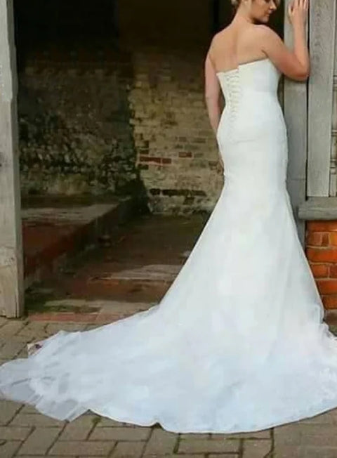 Tulle Lace Appliques Lace-Up Sleeveless Sweetheart Long Wedding Gowns