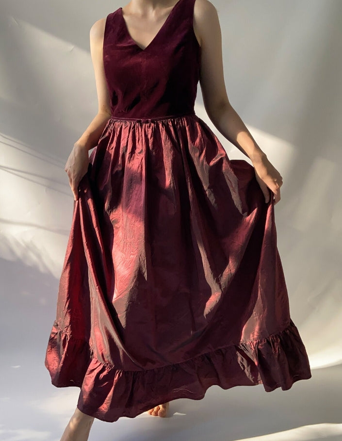 Great Bordeaux Laura Ashley wine red vintage dress silk velvet velour gown sundress summer prom