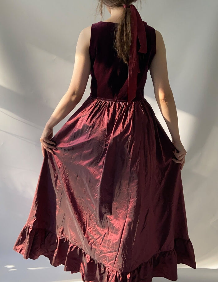 Great Bordeaux Laura Ashley wine red vintage dress silk velvet velour gown sundress summer prom