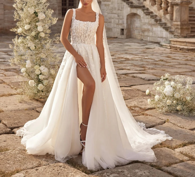 Square Neckline Wedding Dress A-Line Princess Bridal Gown Floral Lace Zip Back Princess Dress