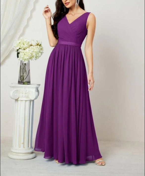 Women's Chiffon Long Bridesmaid Dresses A line Sleeveless Formal Prom Gown for Evening Party