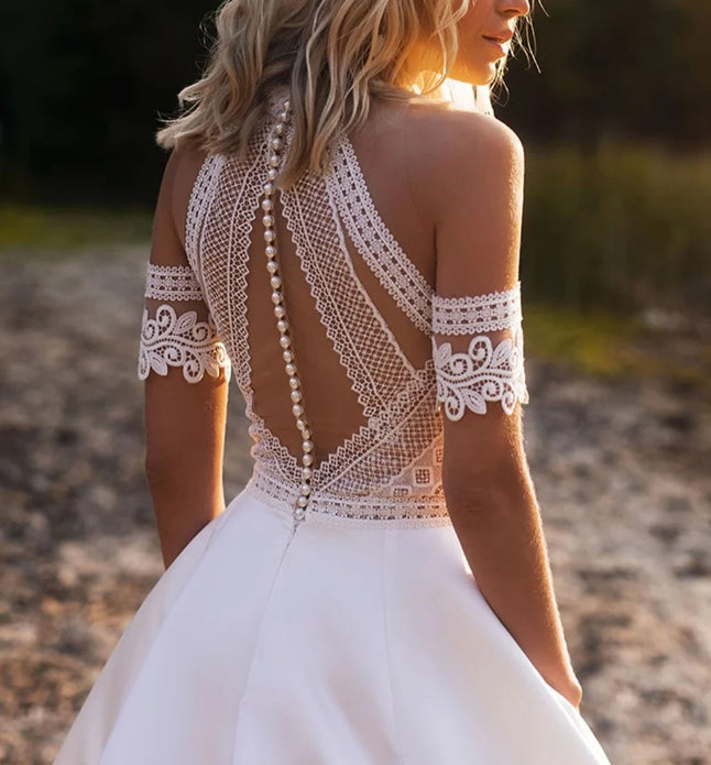 A-Line Wedding Dresses Sexy Illusion O Neck Off Shoulder Button Cut-Out Lace Appliqued New Long Bridal Gowns Custom