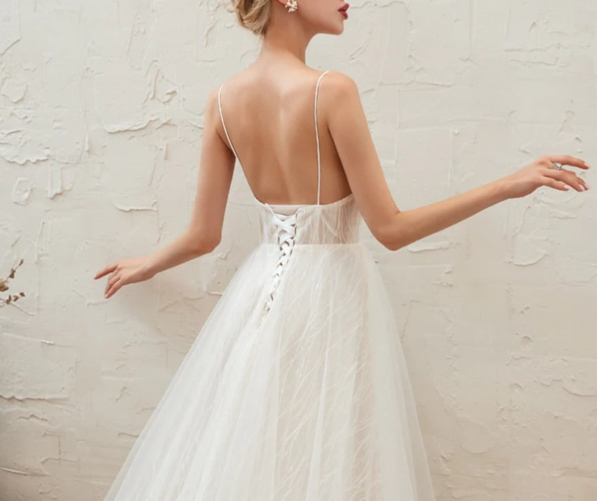 V Neck Sleeveless Lace Wedding Dresses Vestido Backless A Line Sweep Train