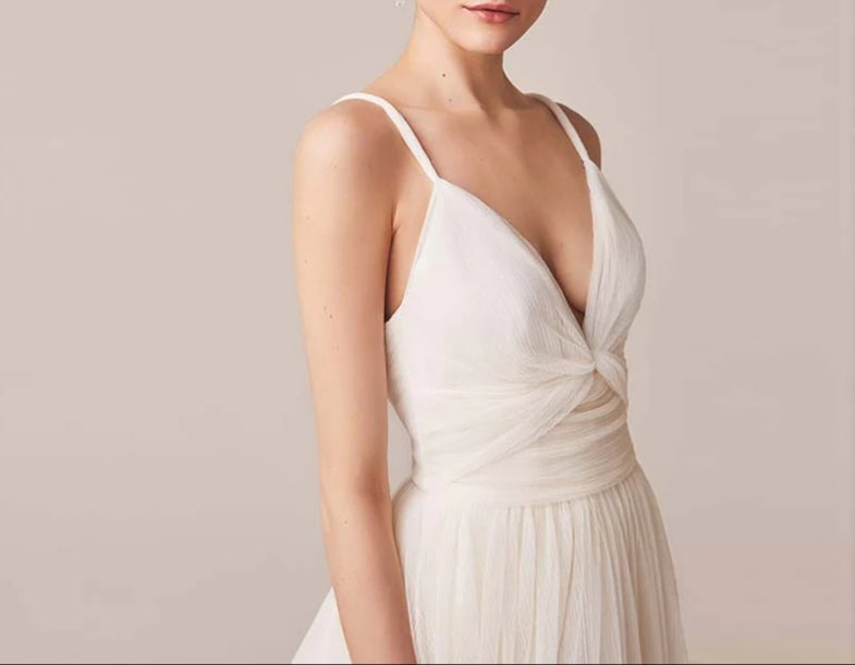 Sexy Spaghetti Straps Tulle Wedding Dress Vestido Sleeveless V-neck Backless Bride Dresses Robe De Mariage