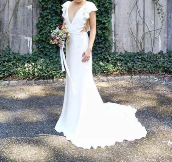 Mermaid Cap Sleeves V-neck Wedding Dresses with Ruffles Bridal Gown