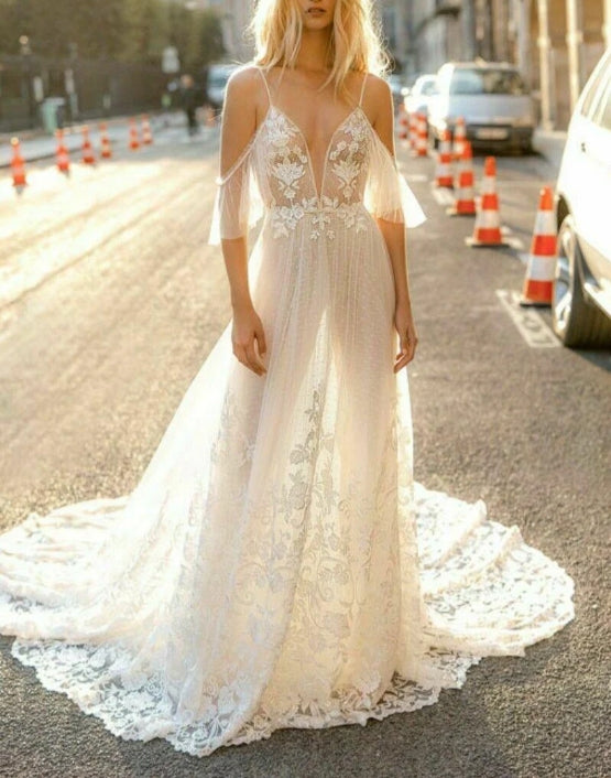 Boho Beach A Line Wedding Dresses Sexy Spaghetti Lace Appliques