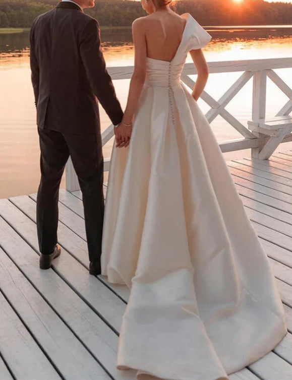 Vintage Satin One Shoulder Ball Gown Wedding Dresses With Train