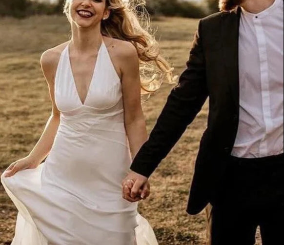 Ivory A-line Halter Sleeveless Beach Wedding Dresses Simple Bridal Gown