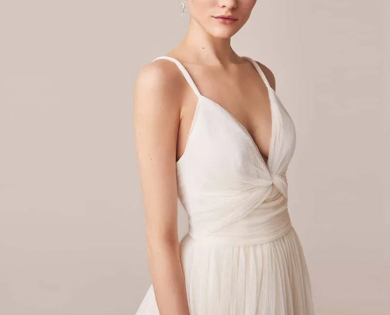 Sexy Spaghetti Straps Tulle Wedding Dress Vestido De Novia Sleeveless V-neck Backless Bride Dresses