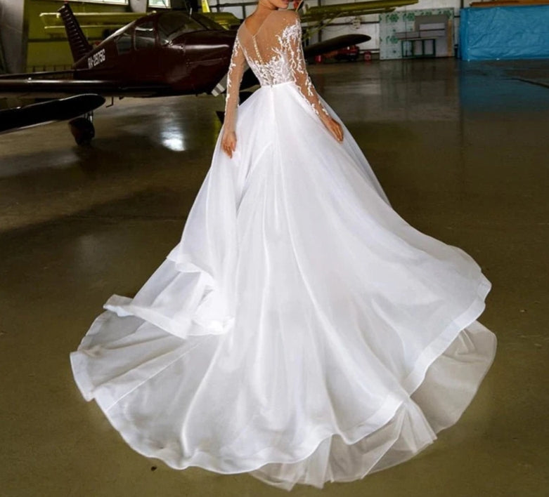 Boho O Neck Long Sleeve Organza A Line Wedding Dress Lace Appliques Beading Bridal Gown