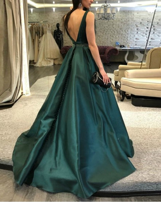 Elegant Emerald Green Bateau Neck Beaded Sleeveless Satin Prom Dress