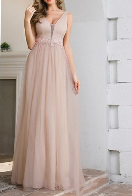 Pink Wholesale Prom Dresses Fashion With Floral Appliques V Neckline A-Line Tulle