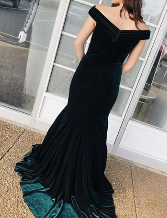 Dark Green Mermaid Off The Shoulder Floor Length Prom Dresses