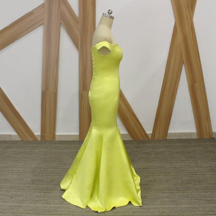 Yellow Off The Shoulder Satin Sheath Mermaid Prom Dress