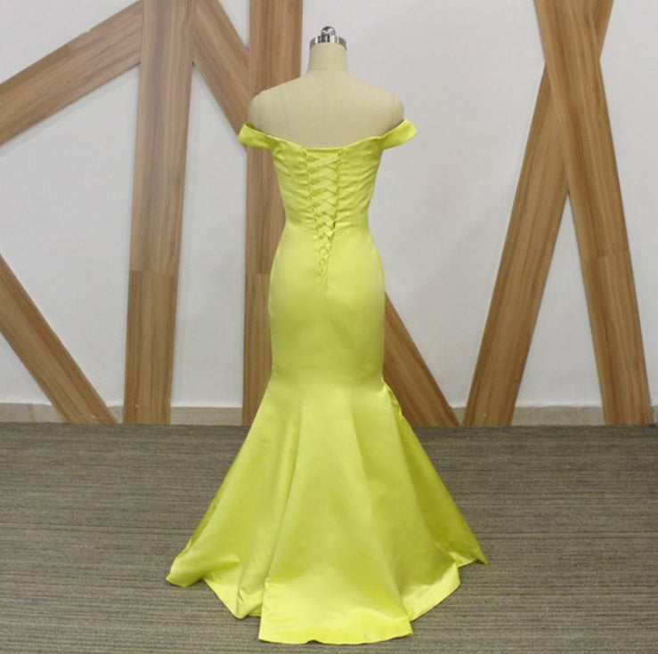 Yellow Off The Shoulder Satin Sheath Mermaid Prom Dress