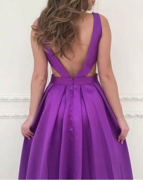 Purple V-Neck Sleeveless A-Line Prom Dress with Pockets