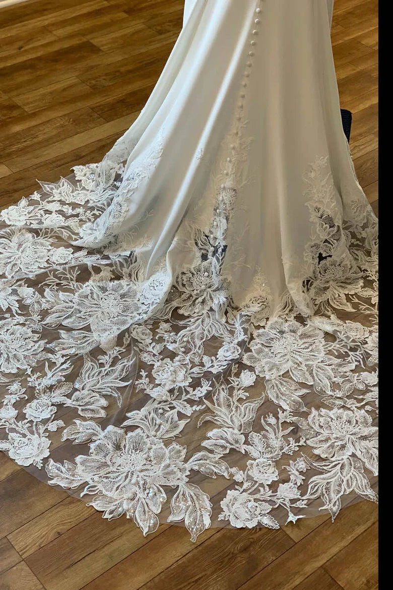 Lace Scoop Neck Backless Mermaid Long Wedding Gown