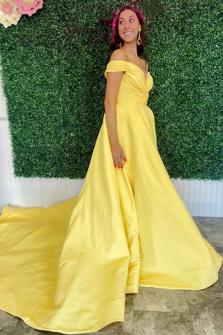 Yellow Off-the-Shoulder Twist-Front Long Prom Dress
